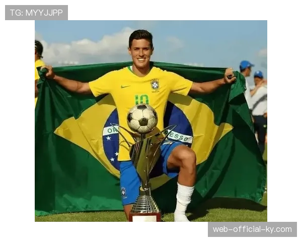 海港租借让克劳德安佩姆补强 保留莱昂纳多维塔尔夺冠核心班底